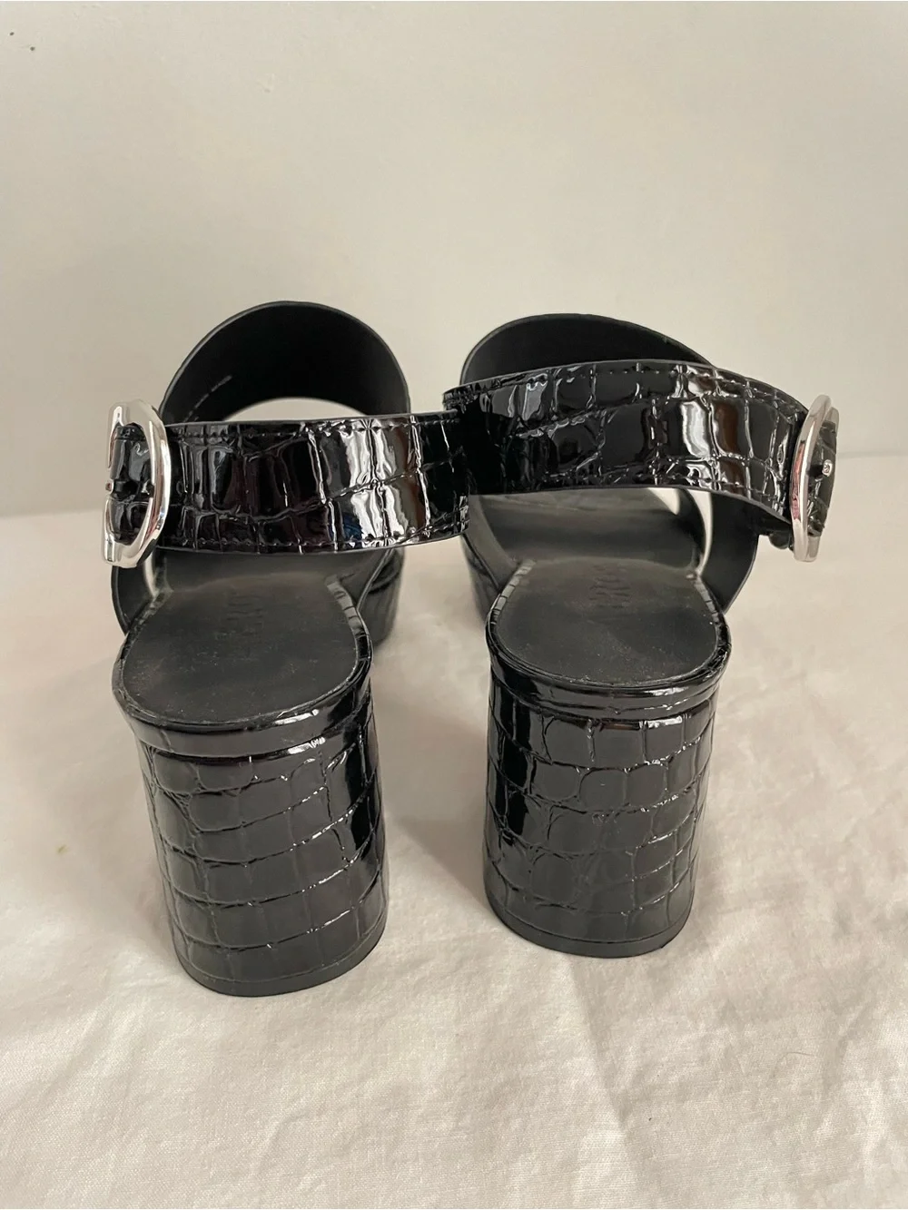 Aerosoles Camera Black Crocodile Patent Leather Block Heel Platform Sandals 8